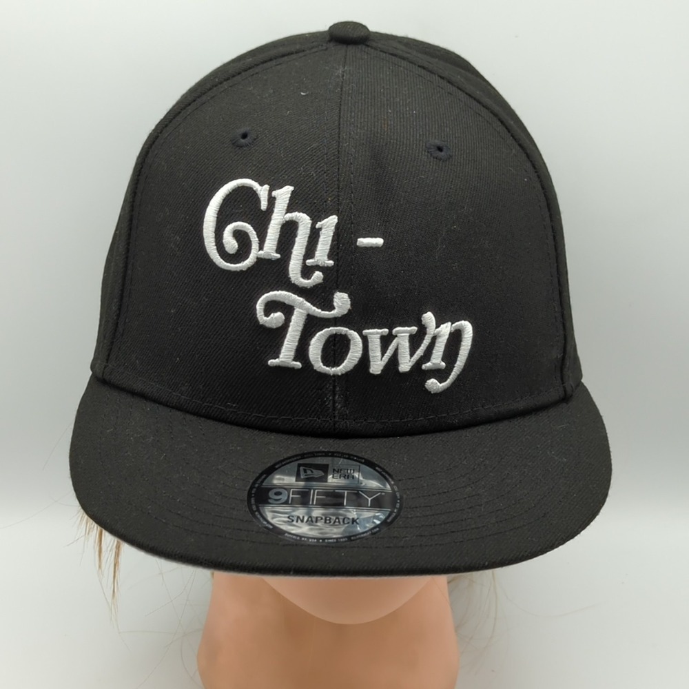 Chi-Town Script Icon New Era 9fifty Snapback Hat Cap Black OSFM Adjustable RARE
